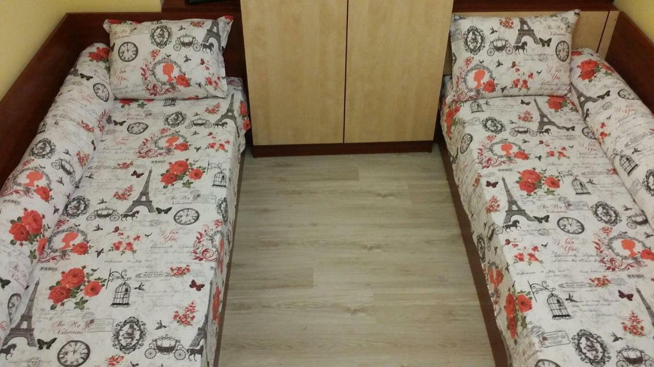 Apartment Eve Varna Bagian luar foto